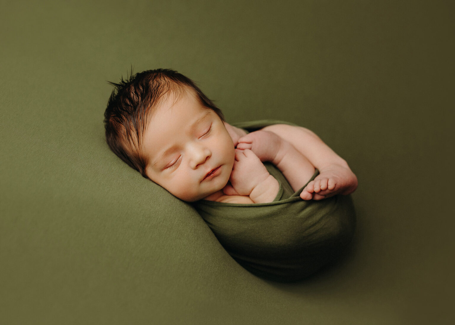 Besondere Babyfotografie in Bitterfeld, Dessau, Wittenberg, Halle Saale, Professionelles Babyfotoshooting mit Nina Popp