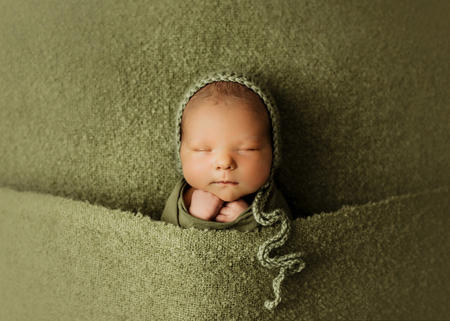 Besondere Babyfotografie in Bitterfeld, Dessau, Wittenberg, Halle Saale, Professionelles Baby-Fotoshooting