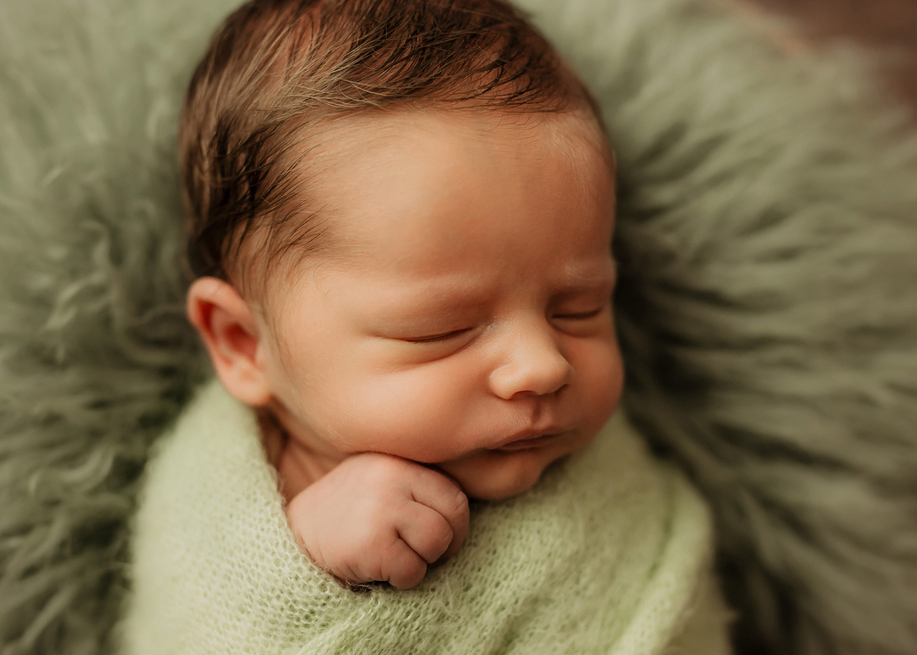 Baby-Fotoshooting in Bitterfeld, Dessau, Wittenberg, Halle Saale, Professioneller Babyfotograf