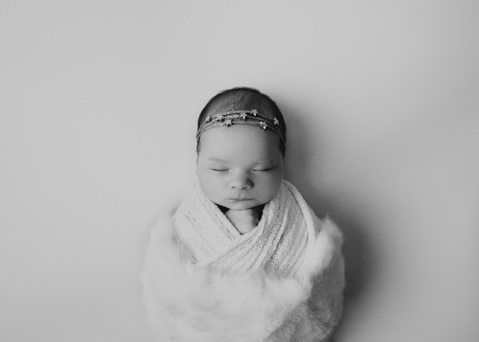 Baby-Fotoshooting in Bitterfeld, Dessau, Wittenberg, Halle Saale, Professioneller Babyfotograf