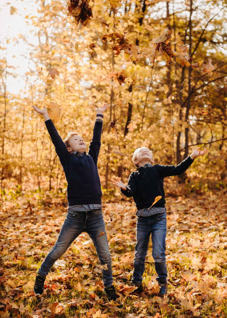 Herbstliches Familien-Fotoshooting im Park – Fotograf Dessau