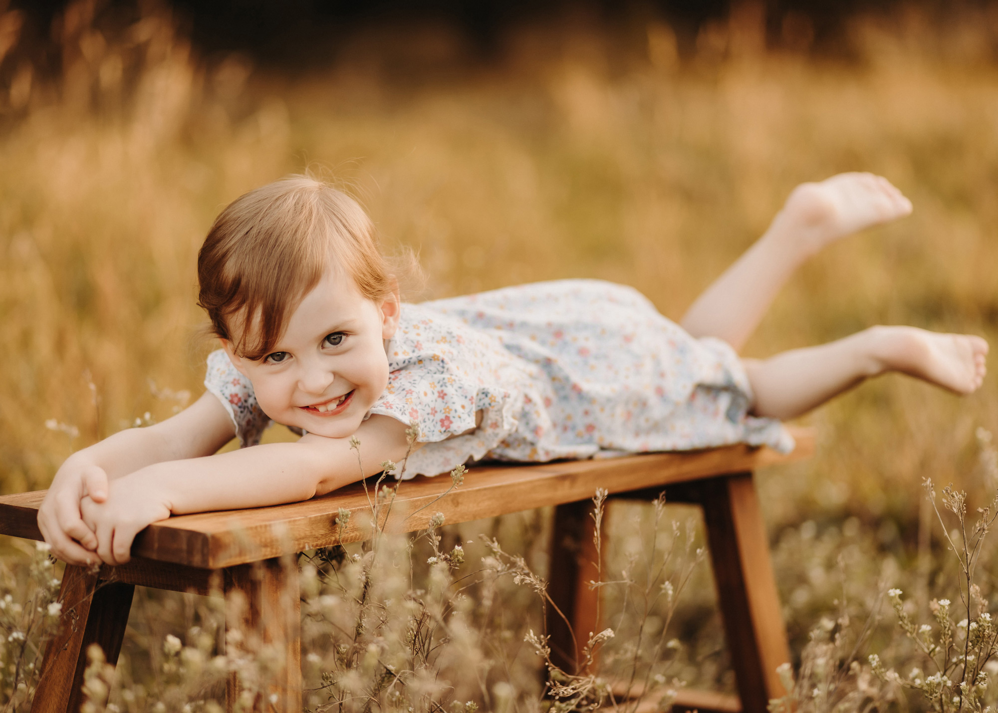 Familien-Fotoshooting im warmen Abendlicht – Fotograf Leipzig