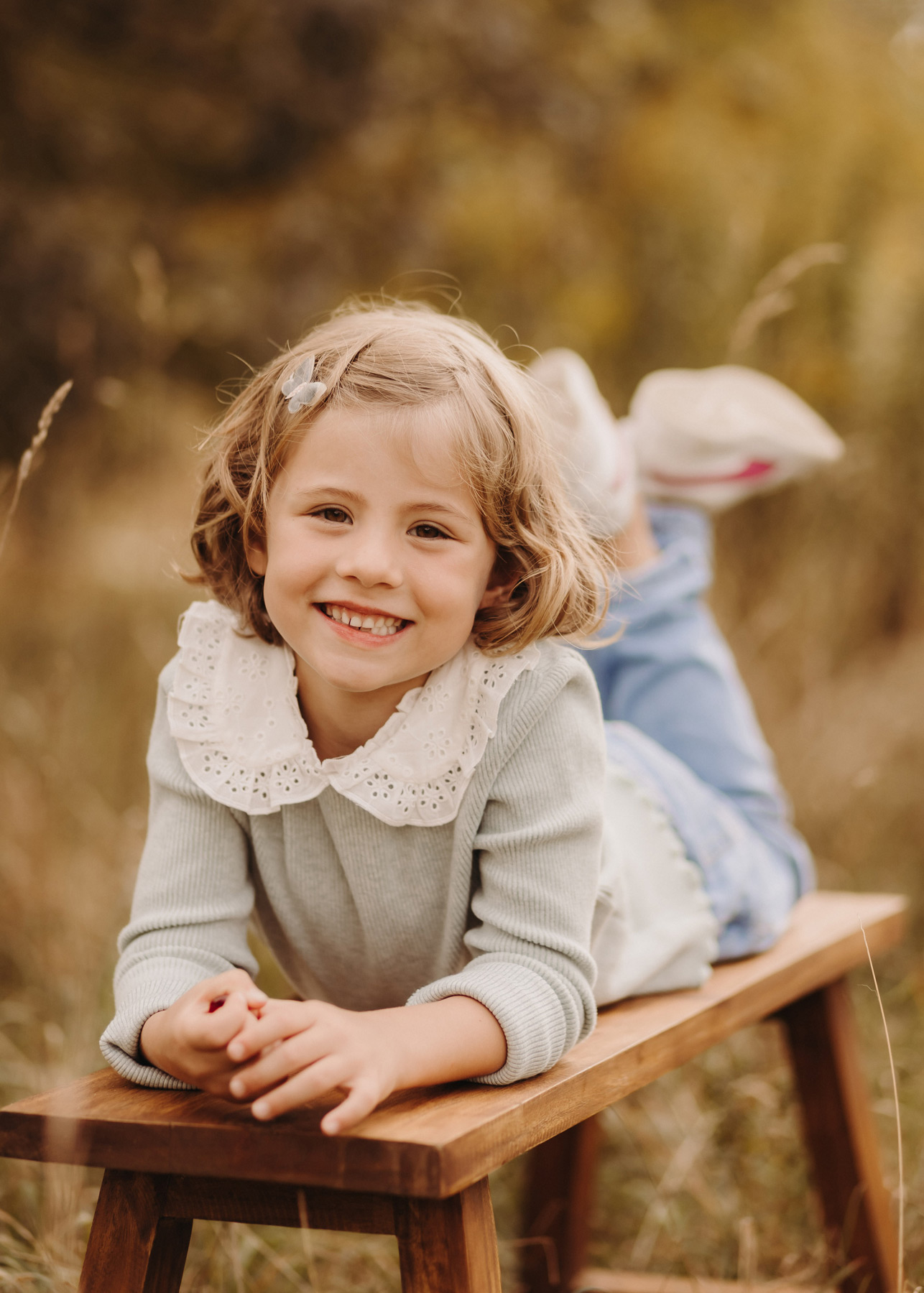 Authentisches Kinderportrait im Freien – Familienfotograf Wittenberg