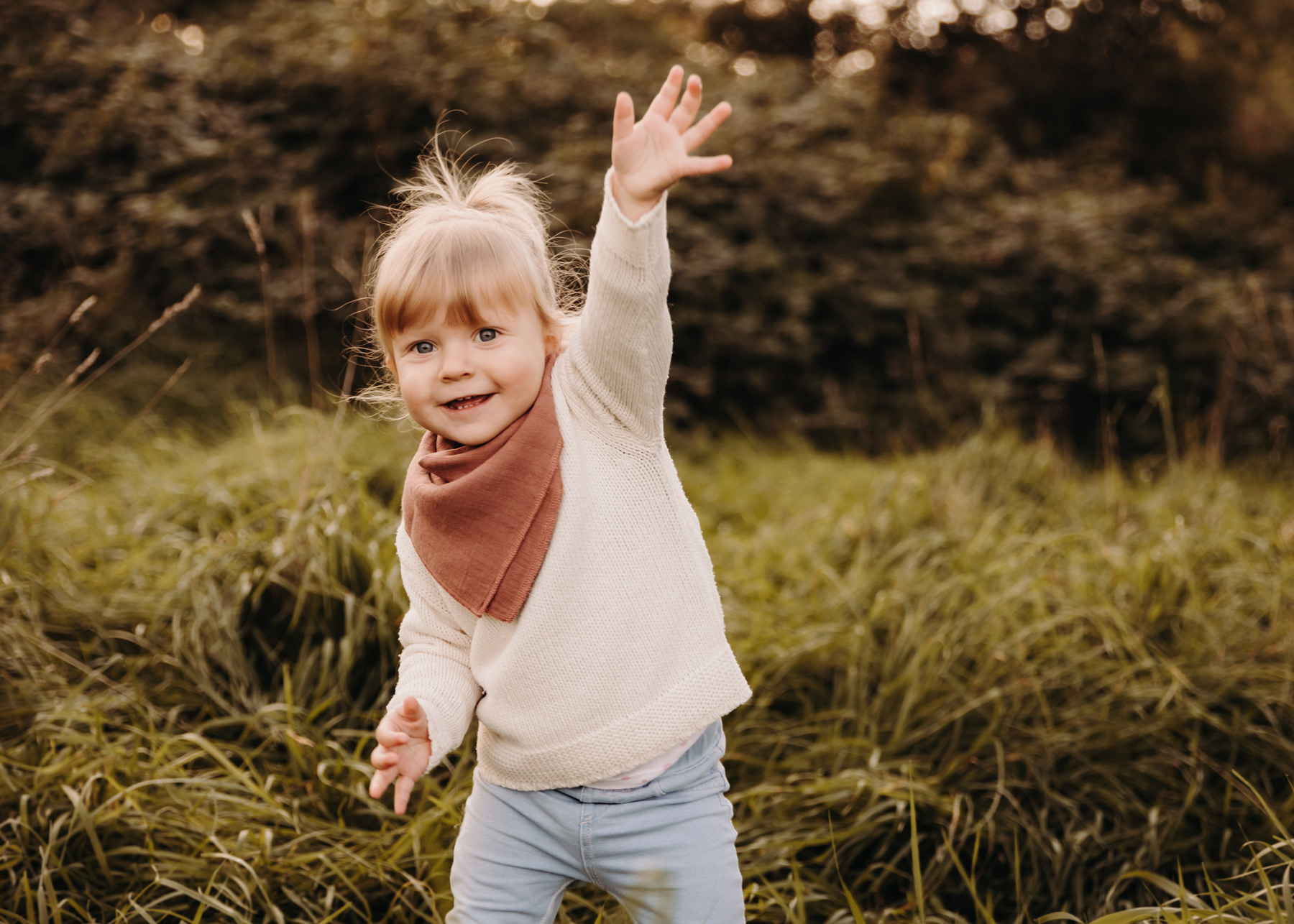 Fotoshooting für Familie und Kinder in Halle, Leipzig, Dessau, Wittenberg, Bitterfeld. Familienfotos und Kinderfotos in der Natur.