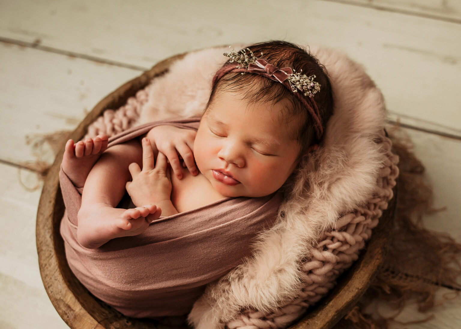 Babyfotoshooting in Halle, Leipzig, Dessau, Wittenberg, Bitterfeld. Babyfotograf Dübener Heide